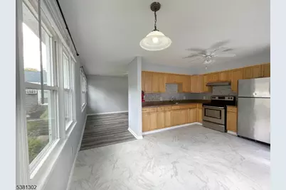 31 Lakeside Blvd #A, Hopatcong, NJ 07843 - Photo 4