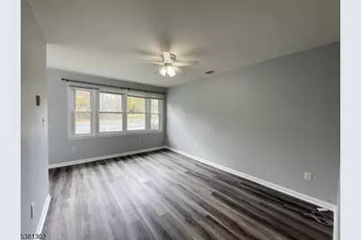 31 Lakeside Blvd #A, Hopatcong, NJ 07843 - Photo 10