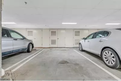 182 Victoria Dr, Bridgewater Twp., NJ 07920 - Photo 32