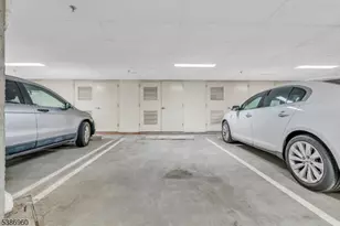 182 Victoria Dr, Bridgewater Twp., NJ 07920 - Photo 32