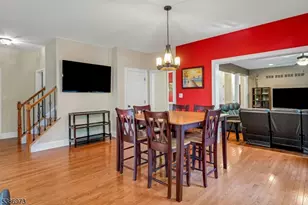 33 Chancellor Way, Washington Township, NJ 07853 - Photo 4