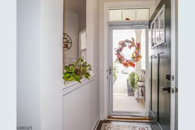 10 Sparrowhawk St, Washington Township, NJ 07882 - Photo 4