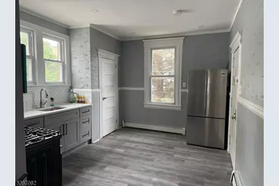 31 Tappan St #1, Kearny, NJ 07032 - Photo 4