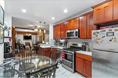 207 2nd St, Newark, NJ 07107 - Photo 4
