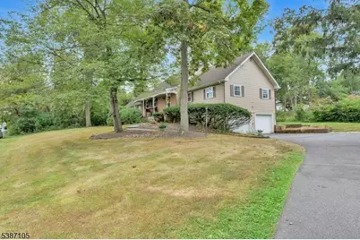 1 Crest Dr, Bernards Township, NJ 07920 - Photo 2