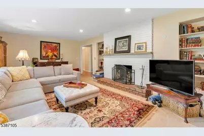 1 Crest Dr, Bernards Township, NJ 07920 - Photo 6