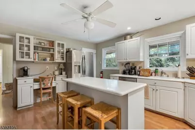 1 Crest Dr, Bernards Township, NJ 07920 - Photo 10