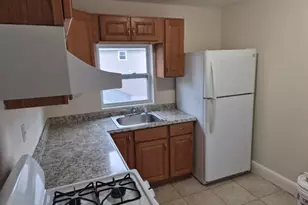 510 E 7th St, Plainfield, NJ 07060 - Photo 8