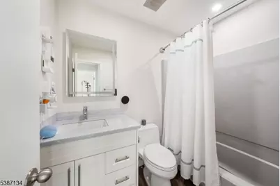 1002 Spruce Hills Dr #1002, Glen Gardner, NJ 08826 - Photo 6