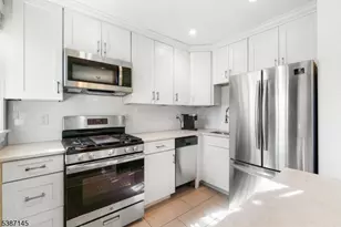 36A Meadowbrook Pl, Maplewood, NJ 07040 - Photo 1