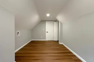 137 Madeline Ave, Clifton, NJ 07011 - Photo 20