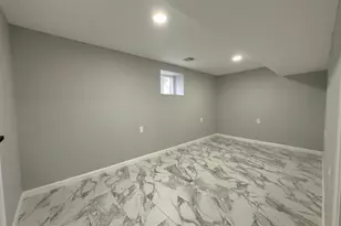 137 Madeline Ave, Clifton, NJ 07011 - Photo 16