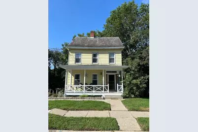 24 Clinton St, Newton, NJ 07860 - Photo 1