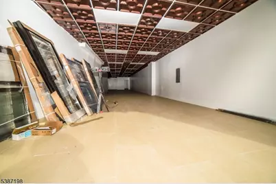 275 Main St, Paterson, NJ 07505 - Photo 2