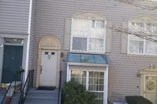 29 Howard Ct, Newark, NJ 07103 - Photo 1