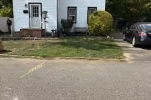 5 Storms Pl, Wanaque, NJ 07420 - Photo 1