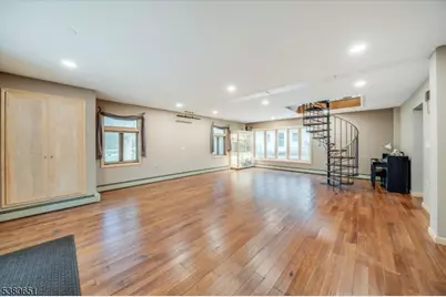 596 Meadow Rd, Bridgewater, NJ 08807 - Photo 4