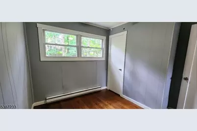 720 Brooklyn Mountain Rd, Hopatcong, NJ 07843 - Photo 6