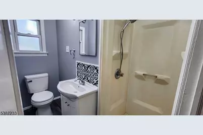 720 Brooklyn Mountain Rd, Hopatcong, NJ 07843 - Photo 8