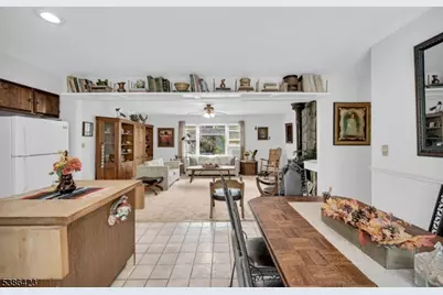 92 Lakeview Ter, Oakland, NJ 07436 - Photo 10