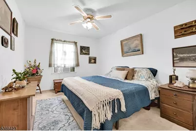 92 Lakeview Ter, Oakland, NJ 07436 - Photo 16
