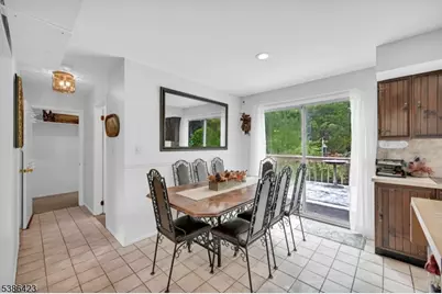 92 Lakeview Ter, Oakland, NJ 07436 - Photo 12