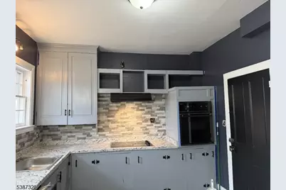 504 Third St, Belvidere, NJ 07823 - Photo 4