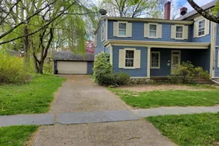 504 3rd St, Belvidere, NJ 07823 - Photo 2