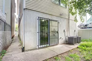 33 Kent St, Newark, NJ 07108 - Photo 12