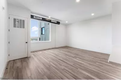 55 Washington St #7J, East Orange, NJ 07017 - Photo 2