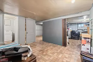 326 Eastern Pkwy, Newark, NJ 07106 - Photo 24