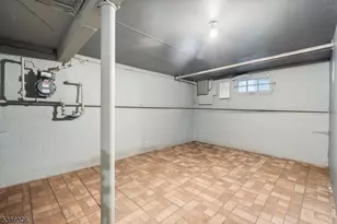 326 Eastern Pkwy, Newark, NJ 07106 - Photo 26