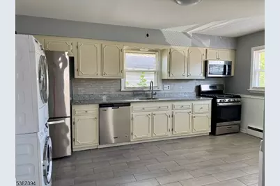 687 Midland Ave #2, Garfield, NJ 07026 - Photo 4