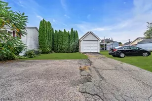 933 Lee Ave, Alpha, NJ 08865 - Photo 22