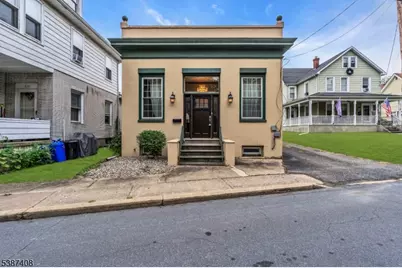 933 Lee Ave, Alpha, NJ 08865 - Photo 2