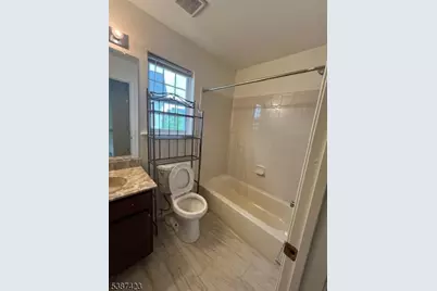 11 Alerica Ln, Franklin Township, NJ 08873 - Photo 12