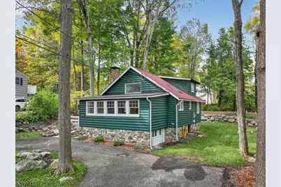 2115 Lakeside Dr, Vernon Twp., NJ 07422 - Photo 32