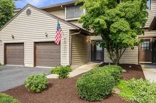 13 Cardinal Ln, Hampton Township, NJ 07860 - Photo 1