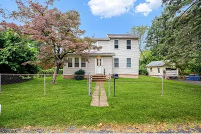 208 Sanders Ave, Franklin Township, NJ 08873 - Photo 1