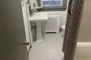 191 Hollywood Ave, Irvington, NJ 07111 - Photo 1