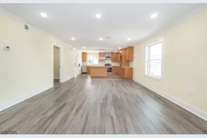 67 Harrison St, Nutley, NJ 07110 - Photo 6