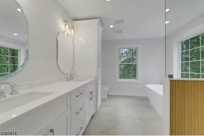 34 E Glen Rd, Denville, NJ 07834 - Photo 28