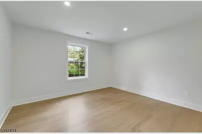 34 E Glen Rd, Denville, NJ 07834 - Photo 30