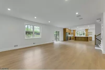 34 E Glen Rd, Denville, NJ 07834 - Photo 10