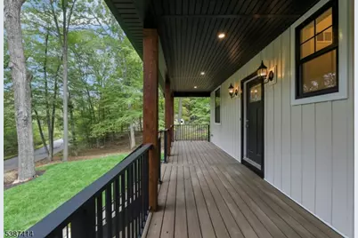 34 E Glen Rd, Denville, NJ 07834 - Photo 4