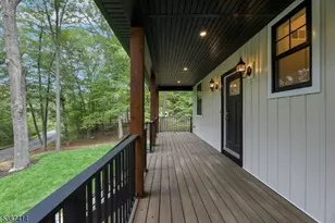 34 E Glen Rd, Denville, NJ 07834 - Photo 4