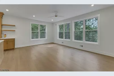 34 E Glen Rd, Denville, NJ 07834 - Photo 16