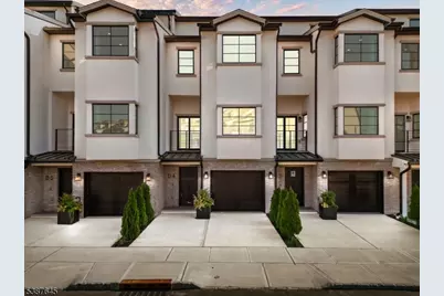 14 Harbor Front Ter, Elizabeth, NJ 07206 - Photo 1