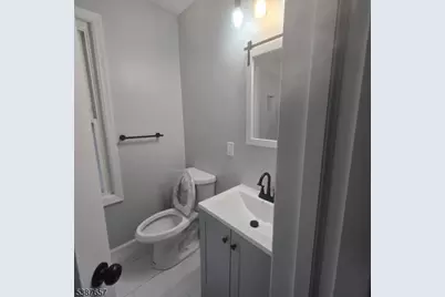 16 Baldwin Ave #3, Newark, NJ 07108 - Photo 8