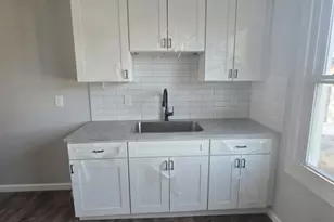 16 Baldwin Ave, Newark, NJ 07108 - Photo 2